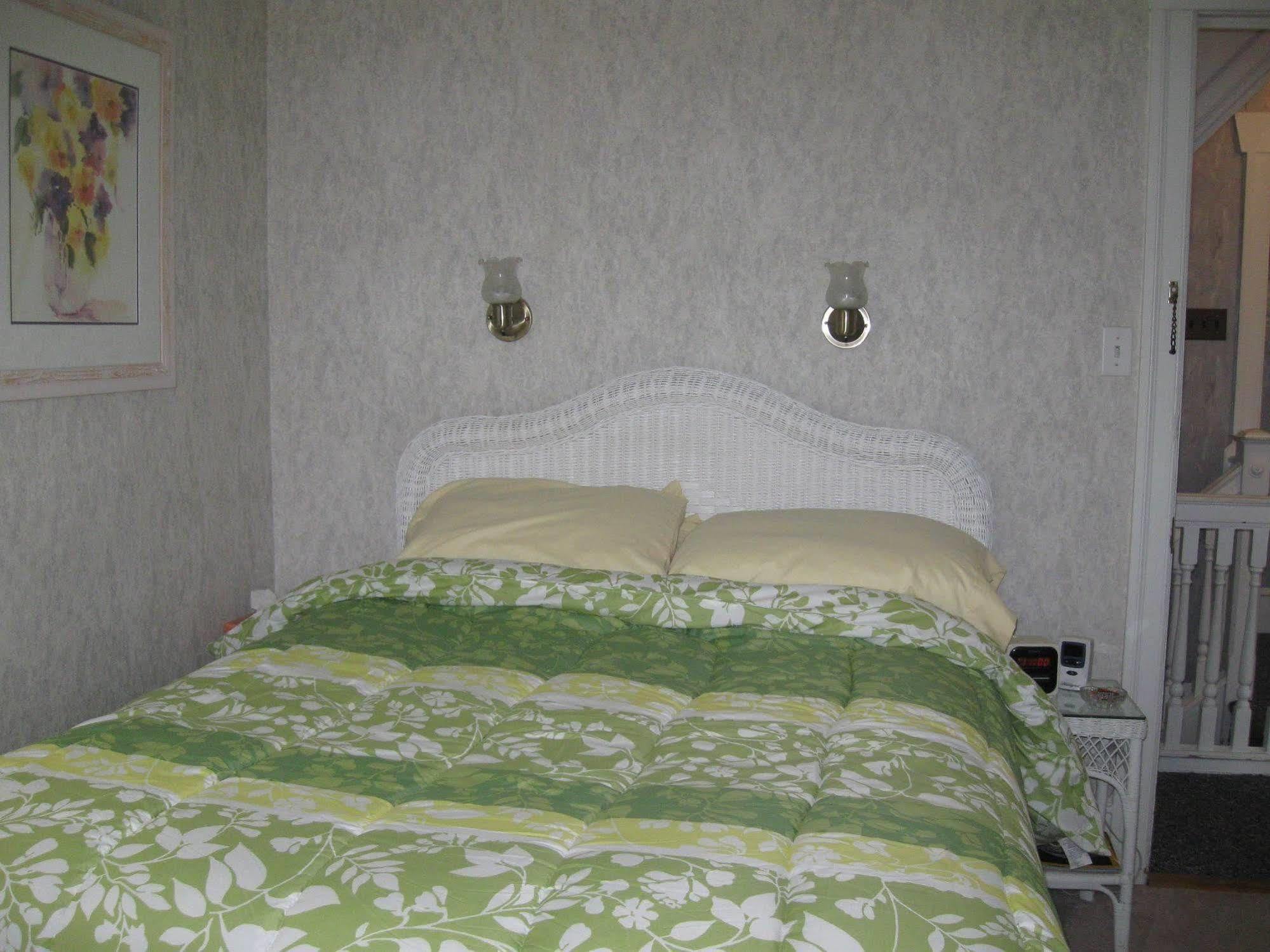 Serendipity Bed & Breakfast Ocean City Exterior photo